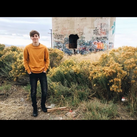 Meet your Posher, Eric - Picture 1 of 1